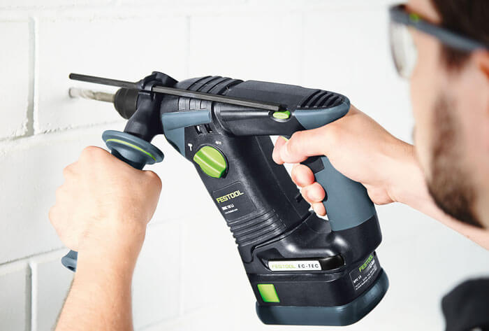 Best Hammer Drill: Buying Guide